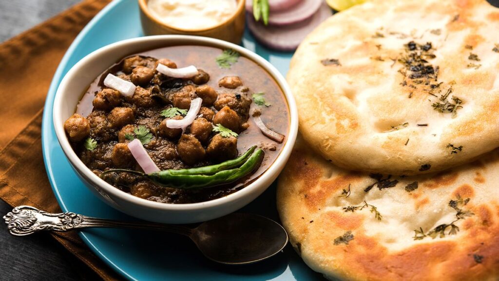 What is Kulche? A Cultural and Culinary Icon What is Kulche? A Cultural and Culinary Icon